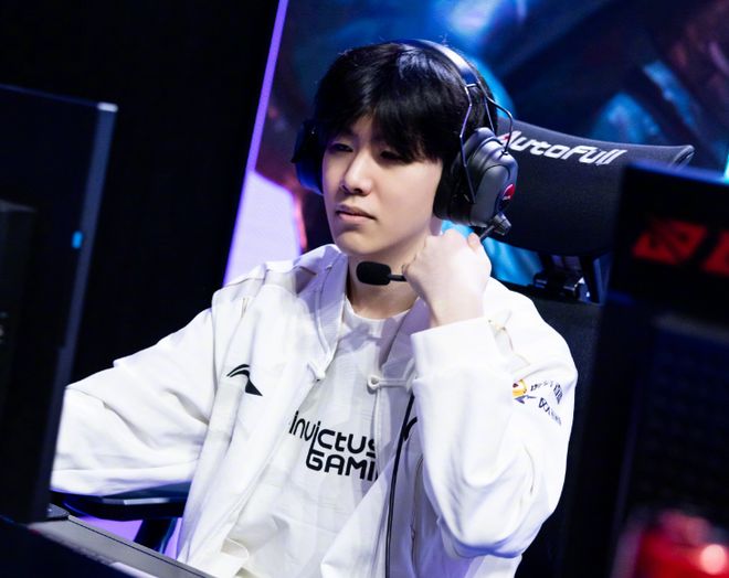 洛佩斯在接 洛佩斯在接