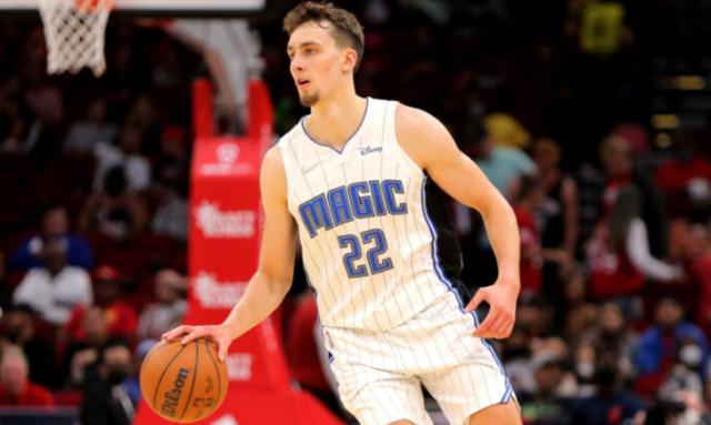 防守者侧向 防守者侧向